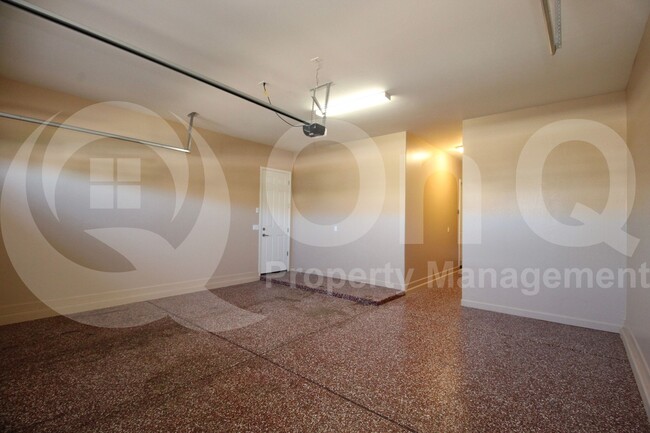 Building Photo - 4984 S Leisure Way