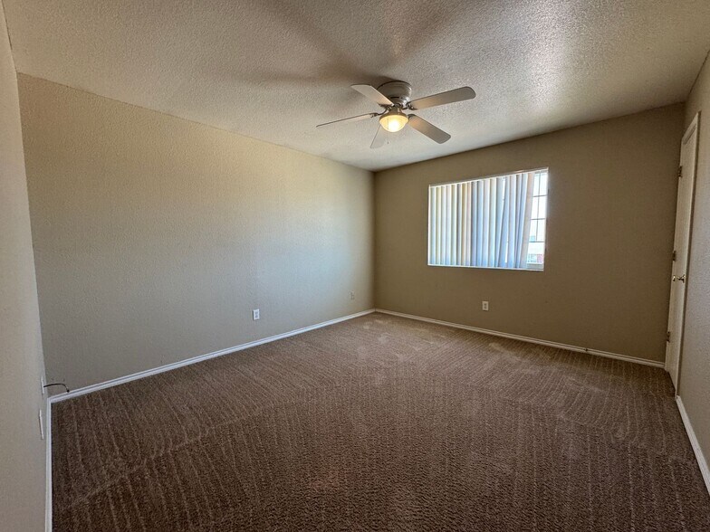 Building Photo - 4408 Abigail Dr