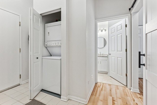 Building Photo - 400 W Ontario St