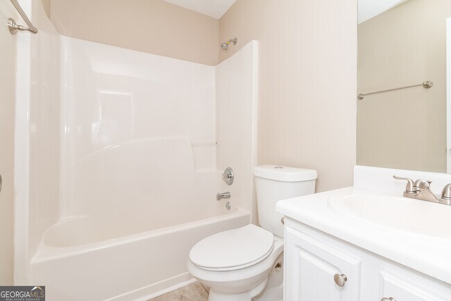 Building Photo - 9403 Highland Ridge