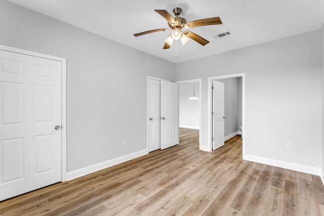 Building Photo - Brand New 3 bed unfurnished!