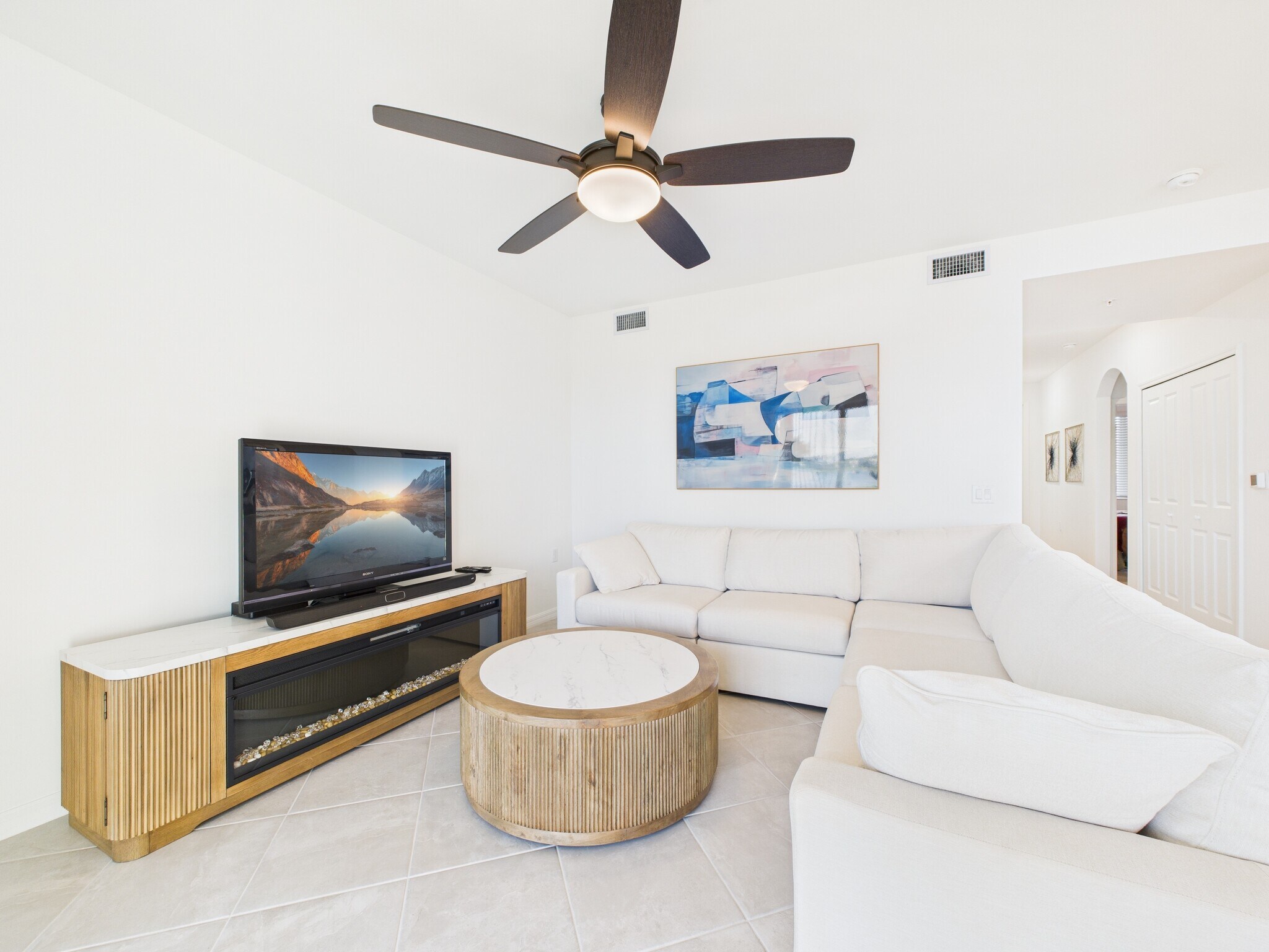 Building Photo - 5555 Double Eagle Cir