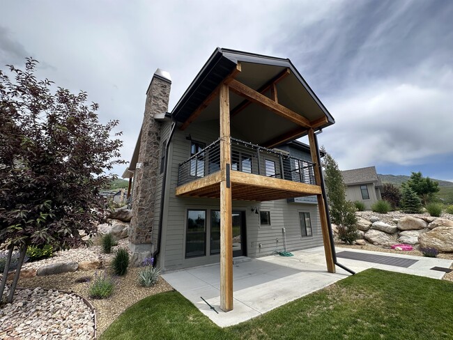 Building Photo - 4859 Bailey Ln