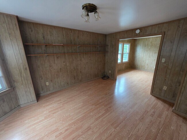 Building Photo - 3 Bedroom Apartment - Saugerties