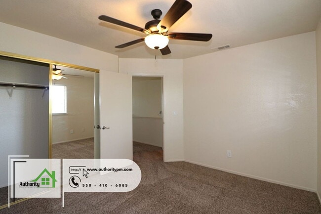 Building Photo - 5385 Vly Rdg Dr