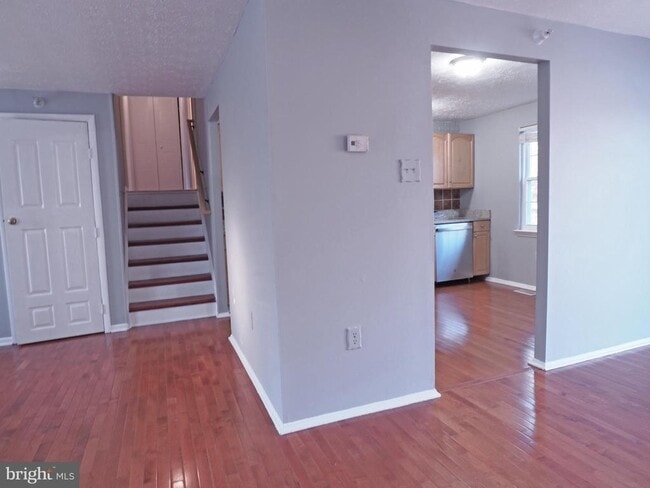 Building Photo - 12500 Sturdee Dr