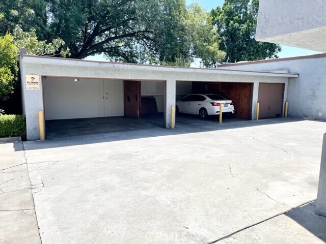 Building Photo - 9408 Olive St