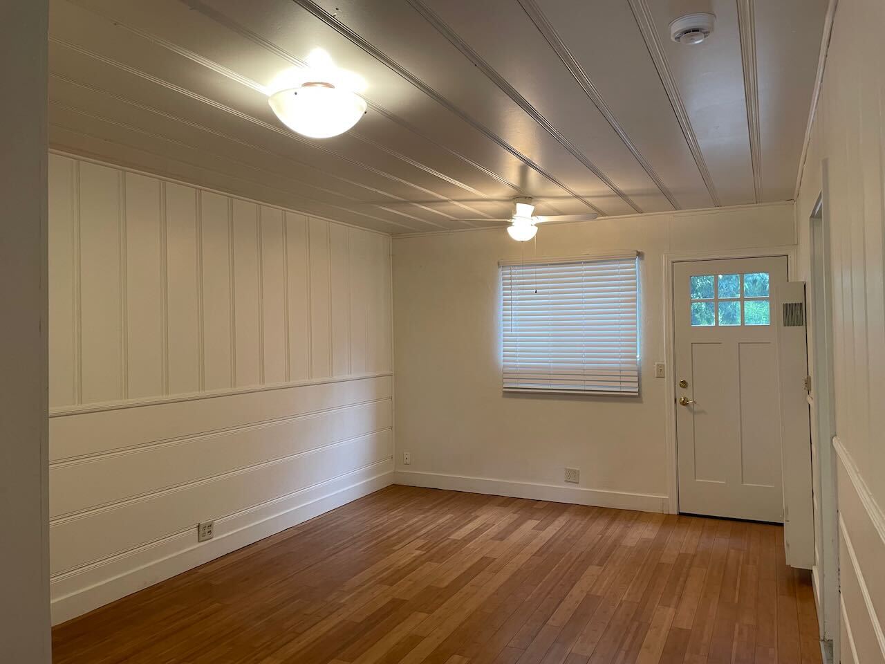 Living Room - 2635 Broadway