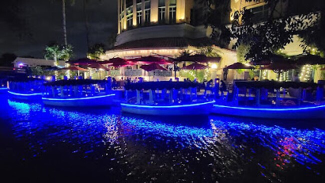 Building Photo - 133 SW 22nd Terrace