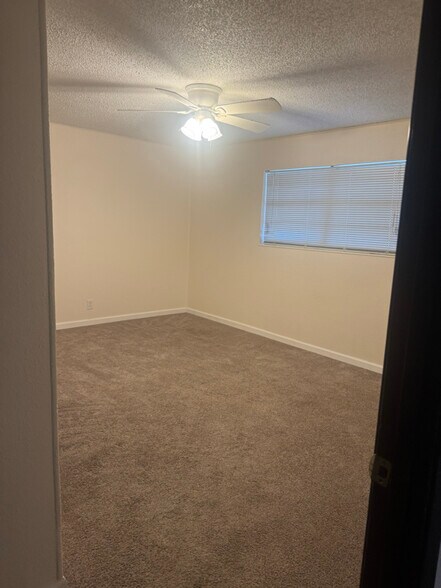 Building Photo - 110 Farm to Market 82