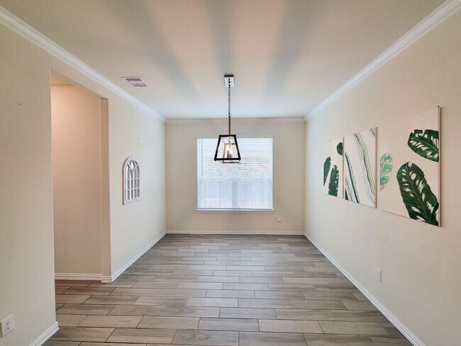 Building Photo - This thoughtfully designed home boasts 4 spacious bedrooms (2 down) and 3.5 baths, providing ampl...