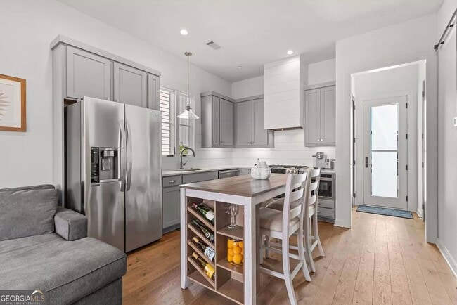 Building Photo - 167 Ravenhurst Ln