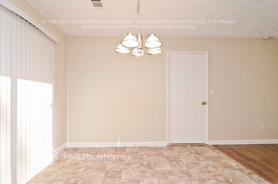 Building Photo - 837 Cochise Trail SE