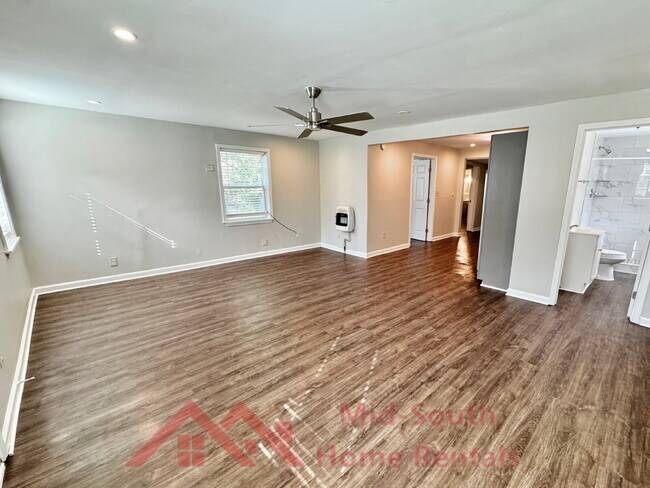 Building Photo - 324 Harrell St
