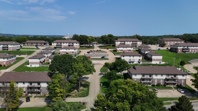 Building Photo - 827 Southwest Blvd