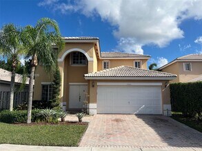 Building Photo - 14041 SW 155th Ct