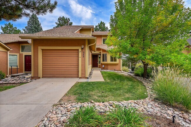Primary Photo - $1,850.00, 2 bed, 2 bath, located in Color...