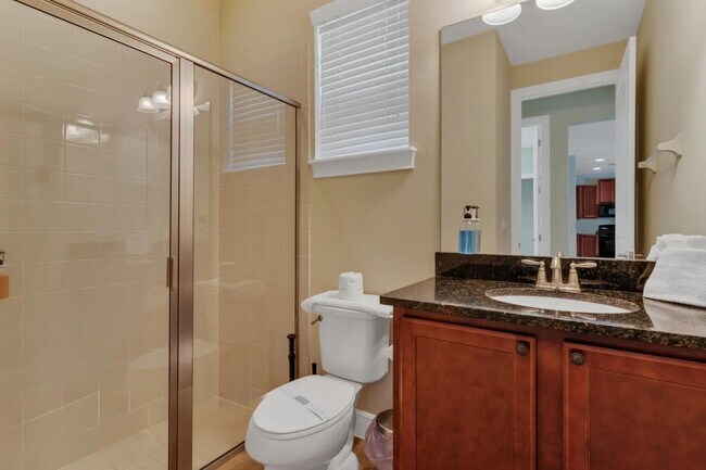 Building Photo - 371 Lasso Dr