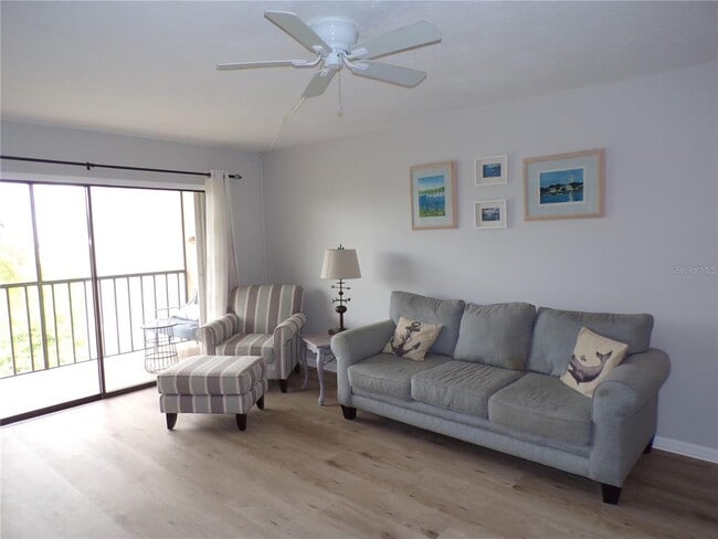 Building Photo - 25188 Marion Ave