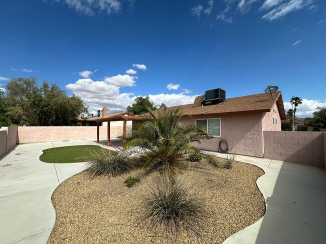Building Photo - First Nevada
