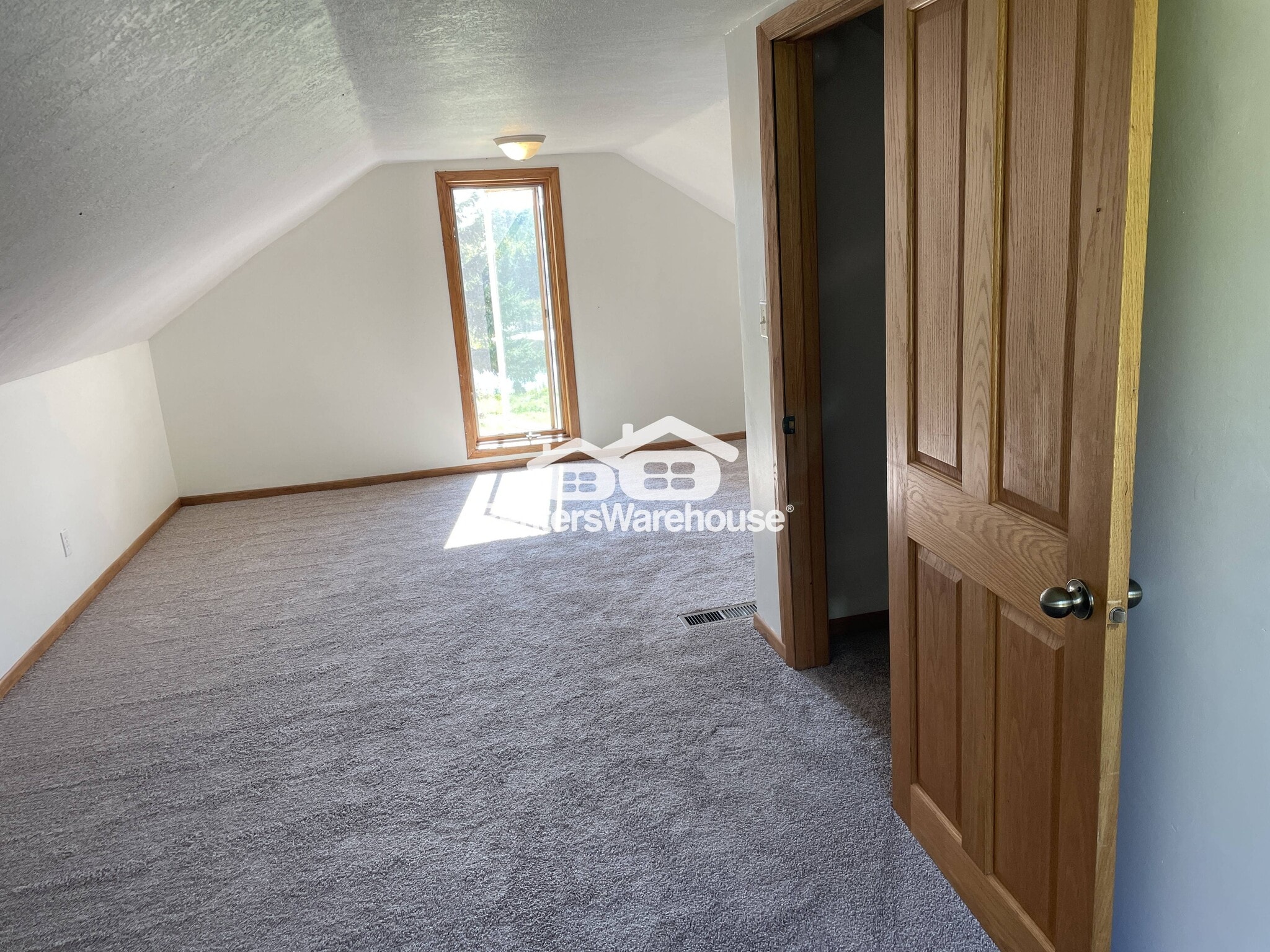 Building Photo - 1320 County Rd A