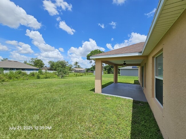 Building Photo - 2182 SW Idaho Ln