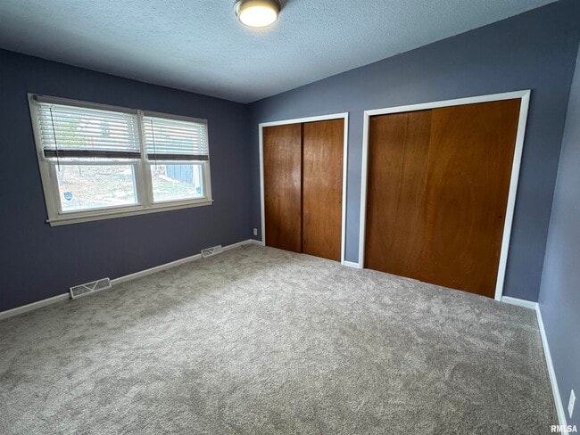 Building Photo - 3814 Mississippi Ave