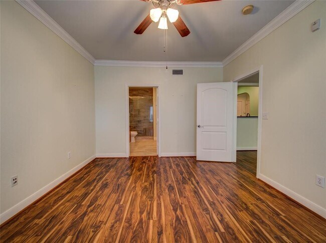 Building Photo - 2299 Lone Star Dr