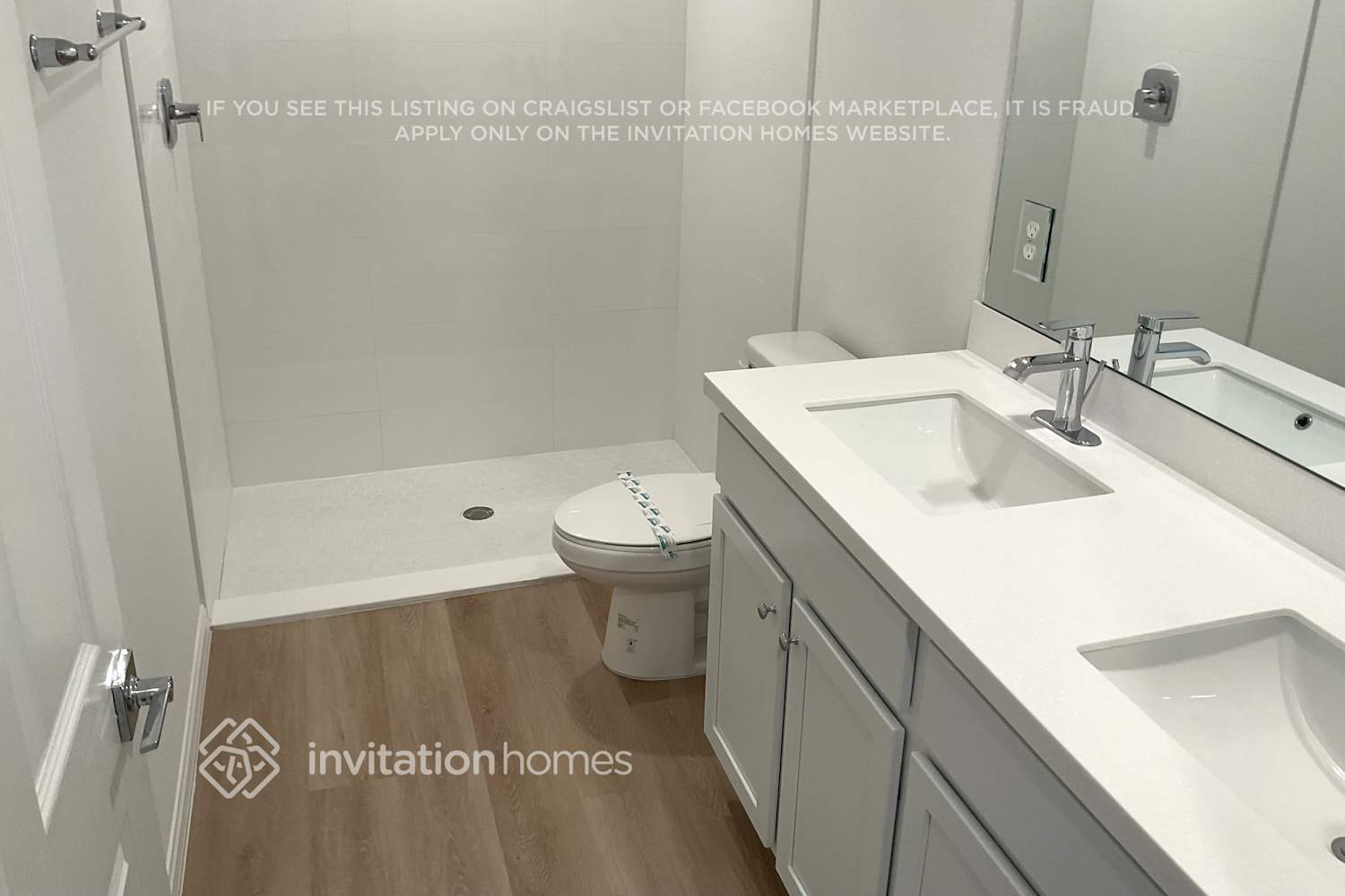 Building Photo - 27 Red Birch Ln