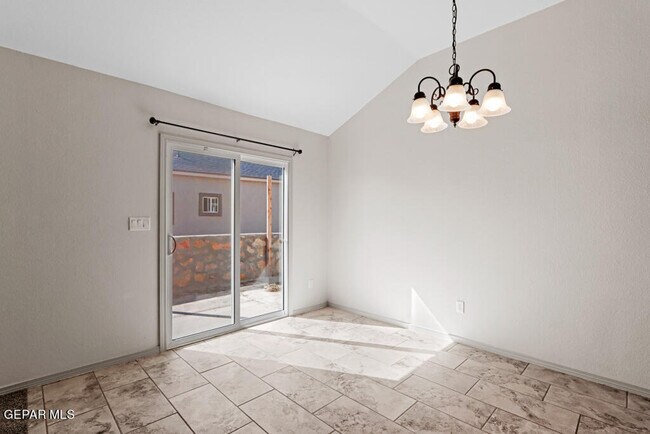 Building Photo - 11648 Flor Freesia Dr