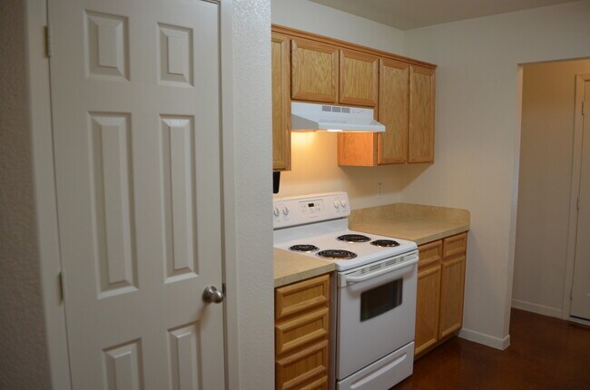 Building Photo - 318 Elbert Ln
