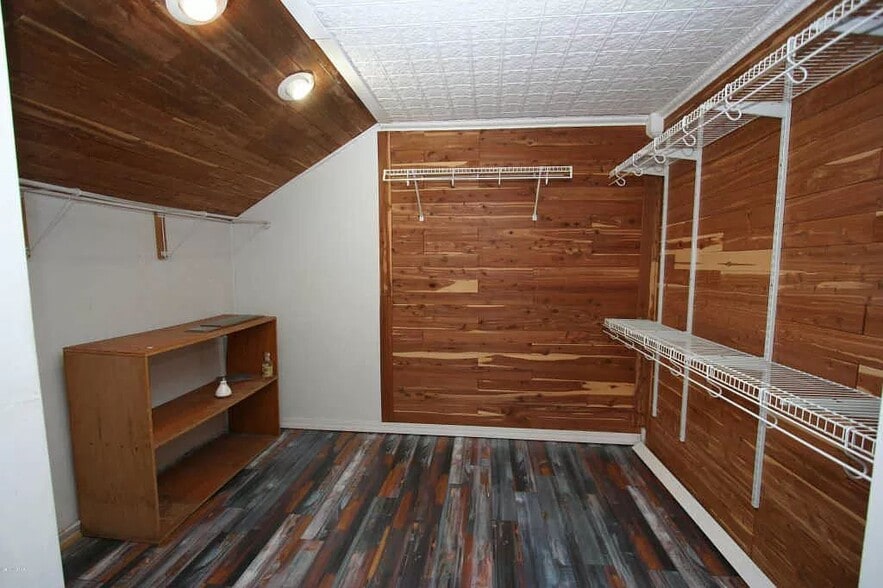 Building Photo - 202 Split Rail Dr