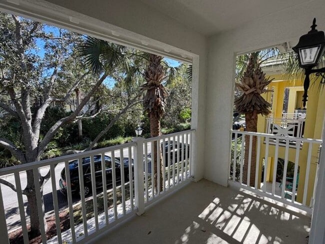 Building Photo - 3200 W Community Dr