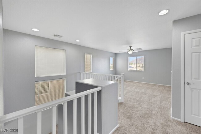 Building Photo - 3942 Meadow Foxtail Dr