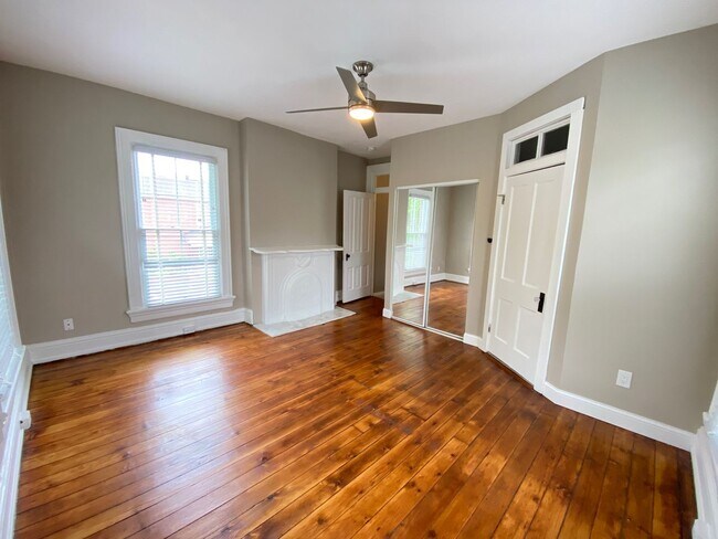 Building Photo - 42 E 3rd Ave