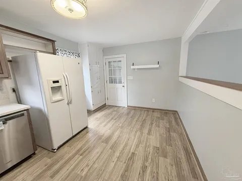 Building Photo - 4175 Bell Ln