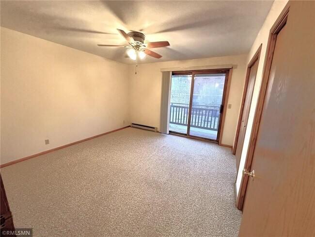 Building Photo - 780 Main St