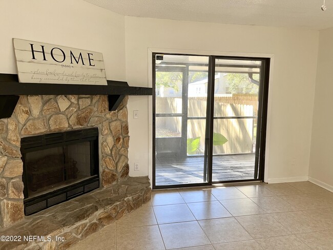 Building Photo - 2066 Utah Ave