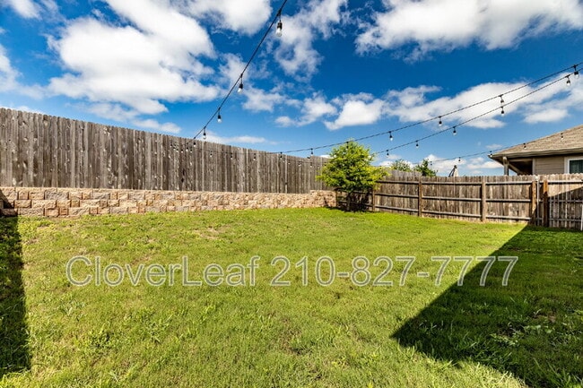 Building Photo - 2932 Whinchat