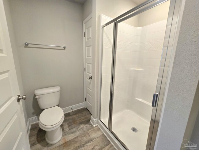 Building Photo - 6012 Royal Port Ct