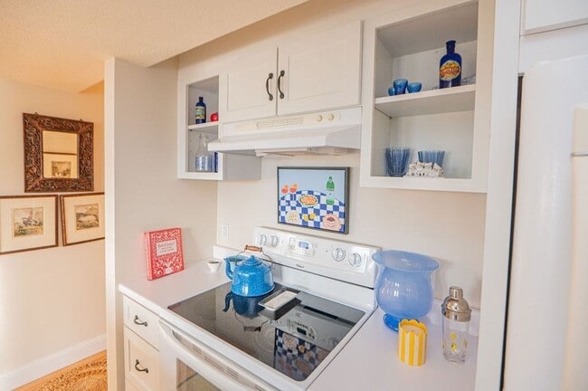 Building Photo - 432 Humphrey St