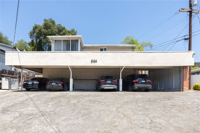 Building Photo - 2104 N Verdugo Rd