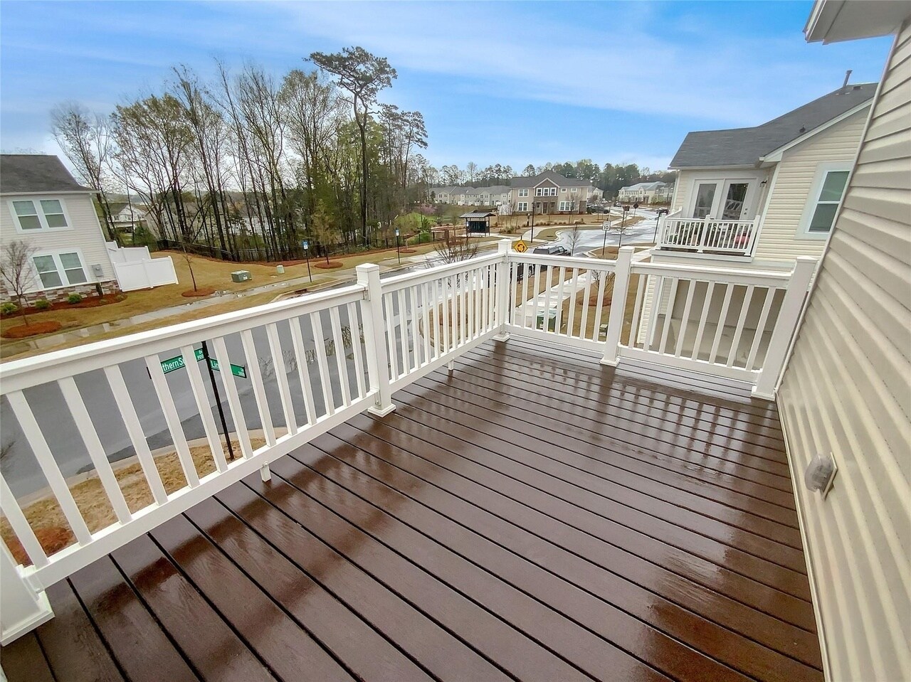 Building Photo - 11052 Chalkbark Ln