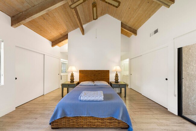 Building Photo - 306 Forest Hills Dr