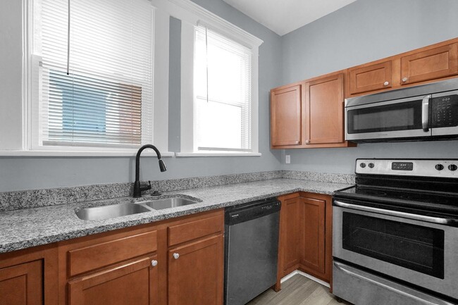 Building Photo - 171-173 N 18th St