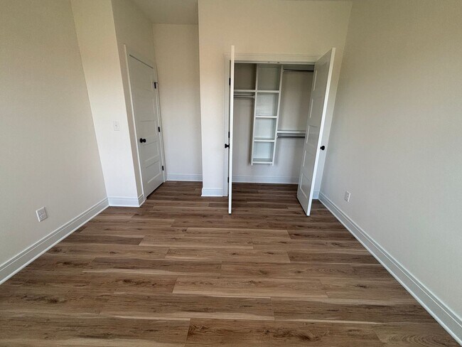 Building Photo - 5309 Rolly -