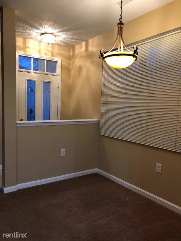 Building Photo - 7576 Mansion Cir