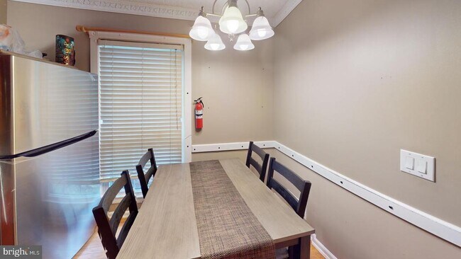 Building Photo - 3 Fillmore Pl