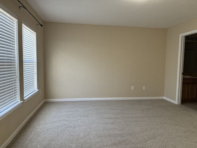 Building Photo - Move-in ready in Fleming Island Plantation