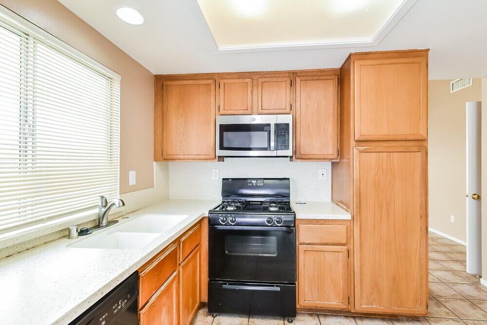 Building Photo - 1707 Black Hills Way